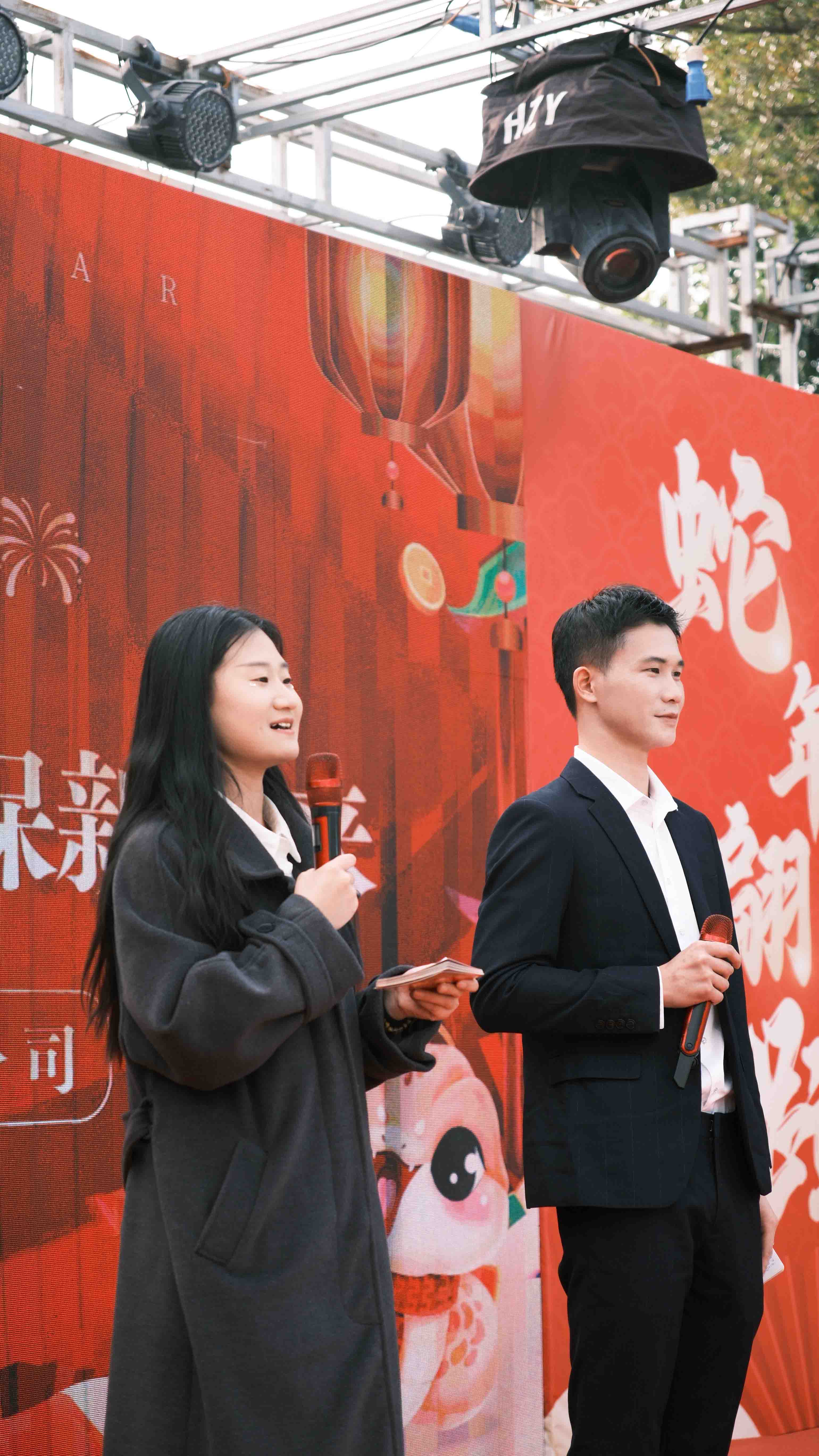 久信達(dá)科技2024年年會(huì)圓滿落幕：感恩同行，共創(chuàng)環(huán)保新未來(lái)，乘風(fēng)破浪，夢(mèng)想起航(圖4)
